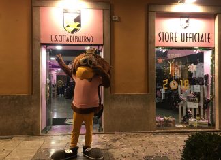Palermo Football Store via Maqueda