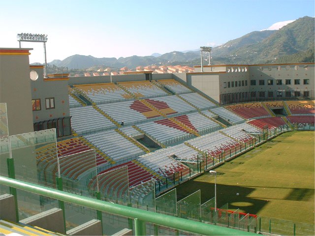 Lo stadio Franco Scoglio espugnato dai rosanero