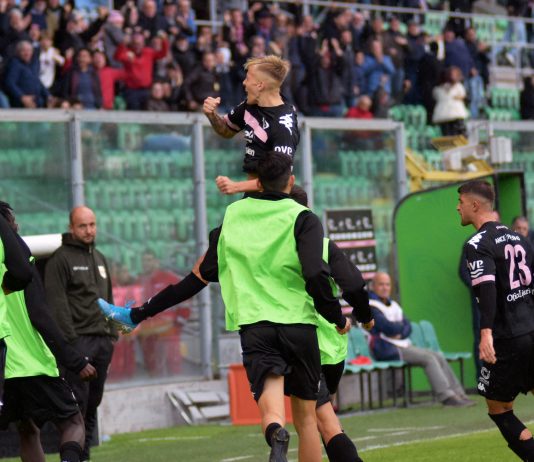 Il Palermo è più forte del viaggio in pullman. Sbancata Giugliano