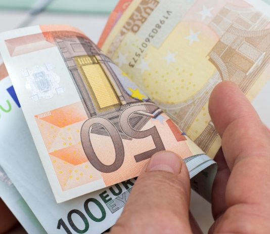 Regione in forte ritardo nel pagamento della cassa integrazione soldi