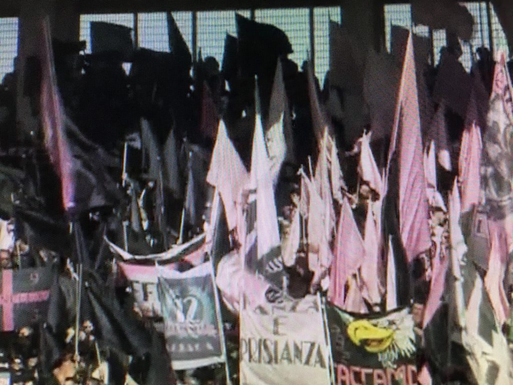 I tifosi del Palermo a Licata