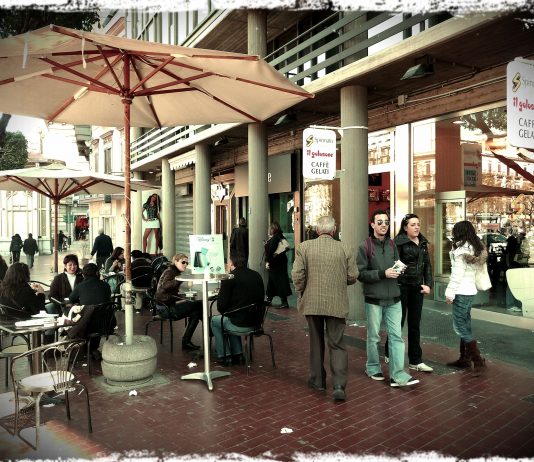 Riaprono locali dei nostri vicini. Spinnato accusa: “Mi fa incazzare lo Stato, non i calabresi”