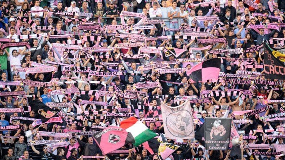 Sciarpata dei tifosi del Palermo