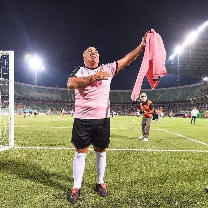 Vito Chimenti durante la partita delle leggende