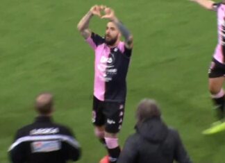 Valente e la dichiarazione d’amore per Palermo: “Vorrei restare, i tifosi…”