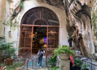 Palermo, cercasi miracolo: Baldini e la squadra in visita al santuario di Santa Rosalia